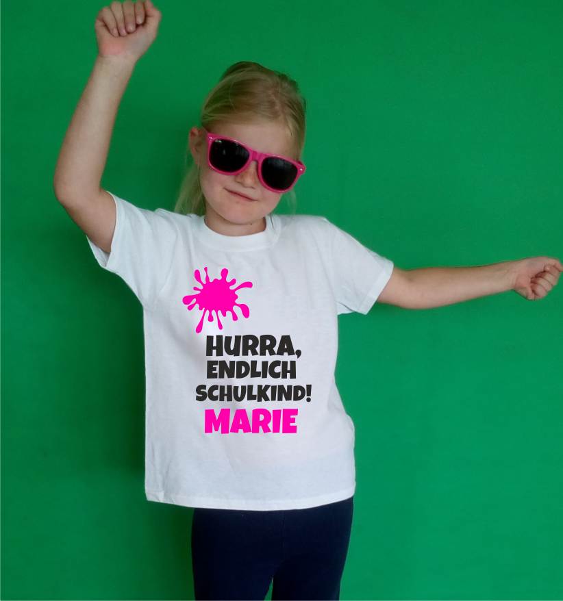 Hurra endlich Schulkind T-Shirt Mädchen mit Namen pink - zum Schließen ins Bild klicken
